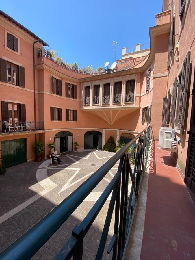 Trevi Ducal Palace Semesterbostad *