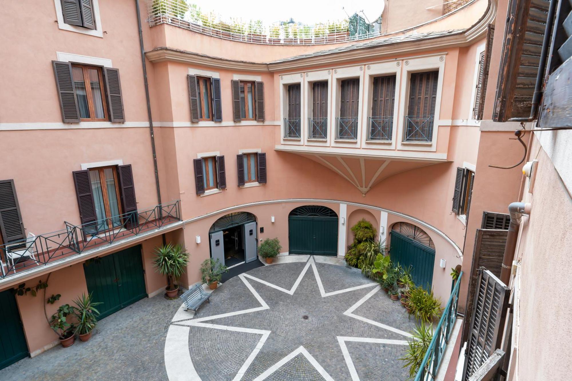 Semesterbostad Trevi Ducal Palace Rom